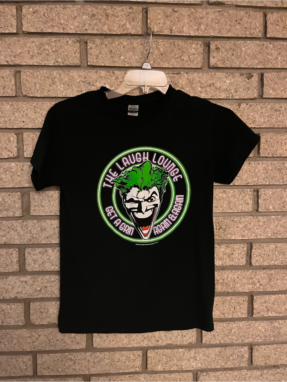 DC Comics Joker Laugh Lounge Graphic T-Shirt Black Gildan Heavy Cotton Small